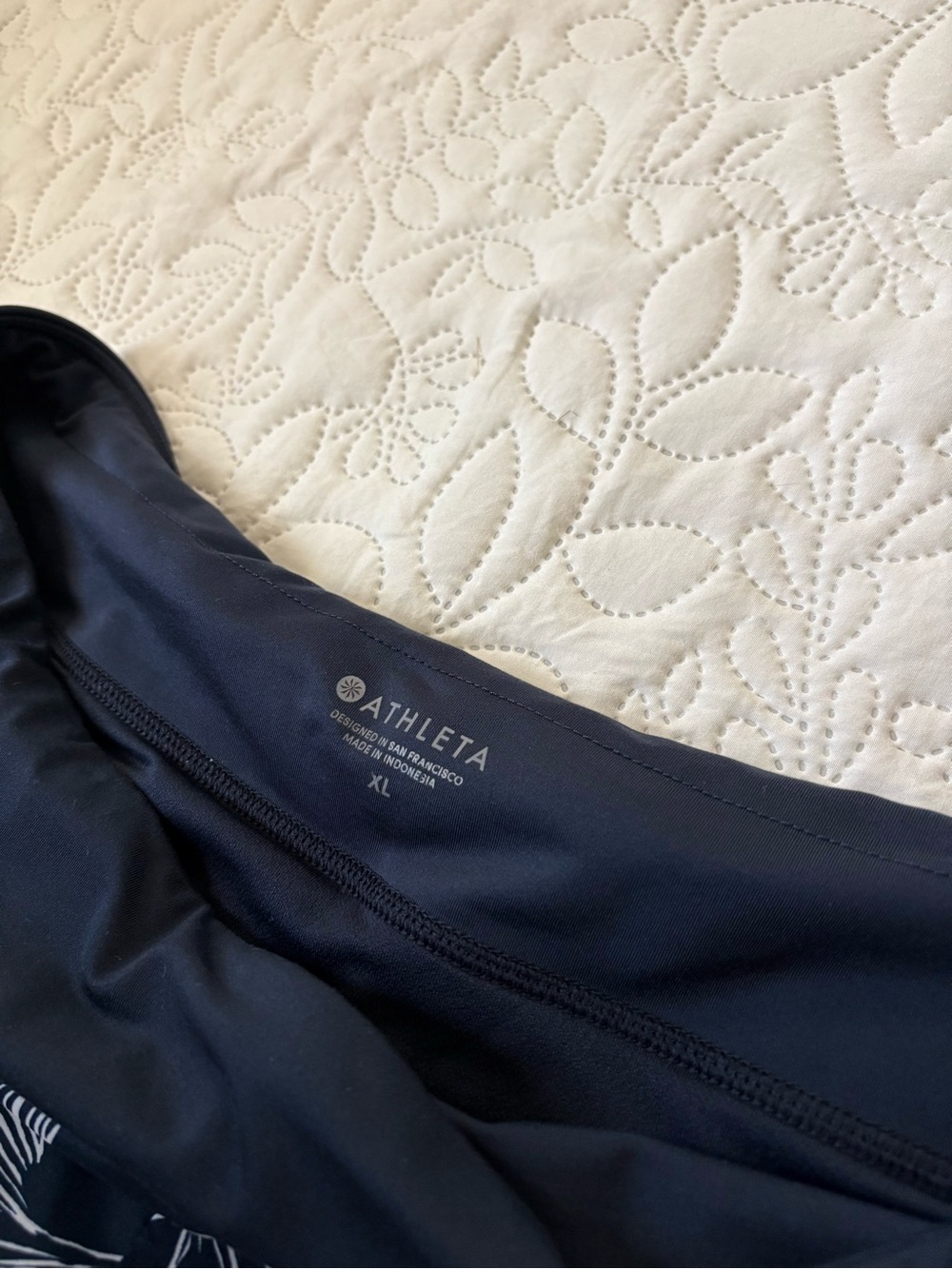 Athleta Navy Floral Print Running Shorts - Picture 5 of 7